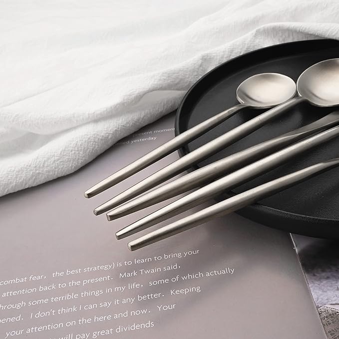 Stainless Steel Mirror Polished Flatware Set, Steak Knife Dinnerware Knife Fork Salad Fork Dessert Spoon 20-piece, Service for 4, Silver