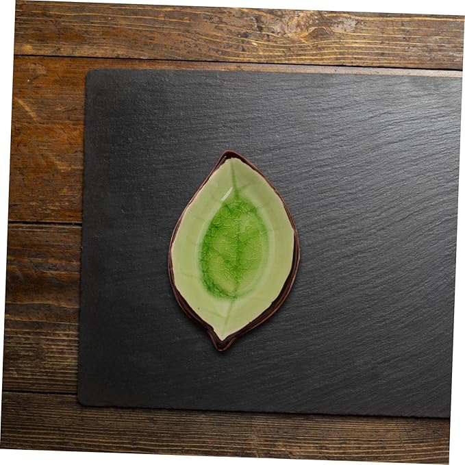 Cabilock 4pcs Cute Ceramic Plate Leaf Shape Small Sauce Dish Appetizer Plates Japenese Style Small Dessert Tiny Serve Bowl Kitchen Condiments