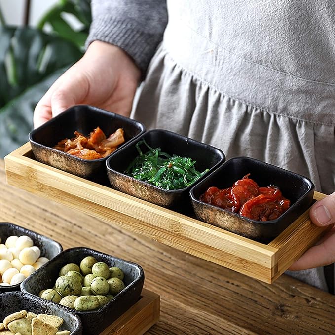 Sauce Dipping Saucer Sauce Dipping Bowls 3.3 Oz Soy Sauce Dipping Bowls Side Dish Plates for Snack Sushi Fruit Appetizer Dessert Ceramic Dip/Dipping Bowls Set Of 3 with Bamboo Tray Soy Sauce Bowls Di