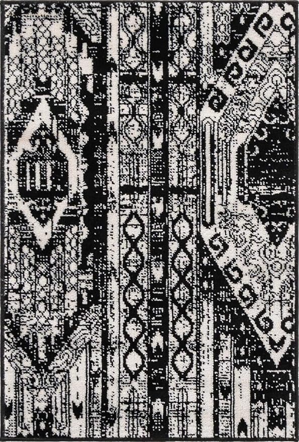 Rugs.com Oregon Collection Rug – 2' 2 x 3' Black and White Low-Pile Rug Perfect for Living Rooms, Large Dining Rooms, Open Floorplans