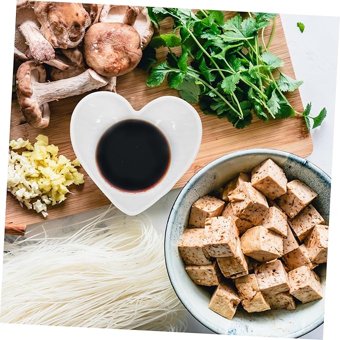 4pcs Heart-shaped Plate Collection Ceramic Sauce Dishes Appetizer Bowl for Kitchen Party Camping