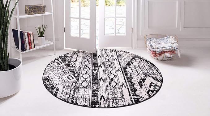 Rugs.com Oregon Collection Rug – 7 Ft Round Black and White Low-Pile Rug Perfect for Kitchens, Dining Rooms