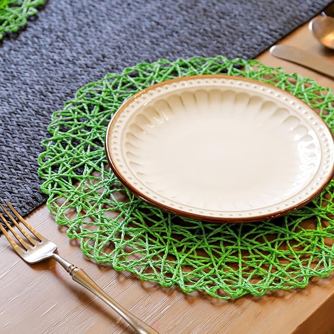 AHHFSMEI Paper Braided Round Placemats Set of 8 Natural Non-Slip Heat Resistant Table Mats for Dining Tables Woven Indoor Outdoor Place mats for(Forest Green,8)