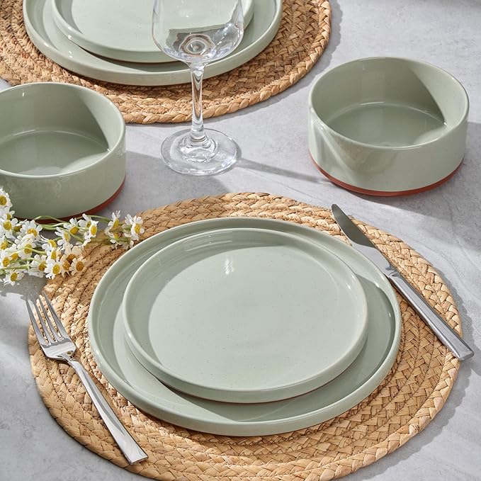 LIANYU 18 Pieces Porcelain Dinnerware Sets, Premium Plates and Bowls Set, High-Fired Ceramic Dishes Set for 6, Chip & Scratch Resistant, Microwave Dishwasher Safe, Laurel Green