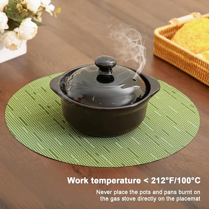 Round Placemats Set of 8 Heat Resistant Vinyl Placemats 15 inch Washable Non-Slip Table Mats Woven Place Mats for Dining Table (Green, Set of 8)