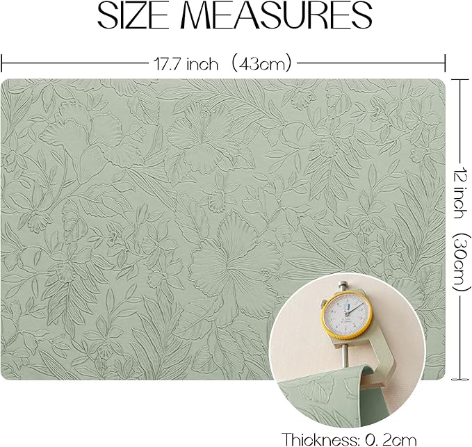 Romanstile Vinyl Placemats Set of 4-12 X 17 Inch - Heat Resistant Non-Slip Embossed Floral Place Mats 100% Waterproof Oilproof Wipeable Faux Leather Table Mats for Kitchen/Dining/Party, GrassGreen