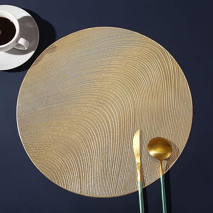 FAVE Golden Round Placemats Vinyl Slip Resistant Table Mats Set of 6 Washable Vinyl Hollowout Textures Placemats for Dining Table Durable PVC Table Mats（15 x15,Gold）