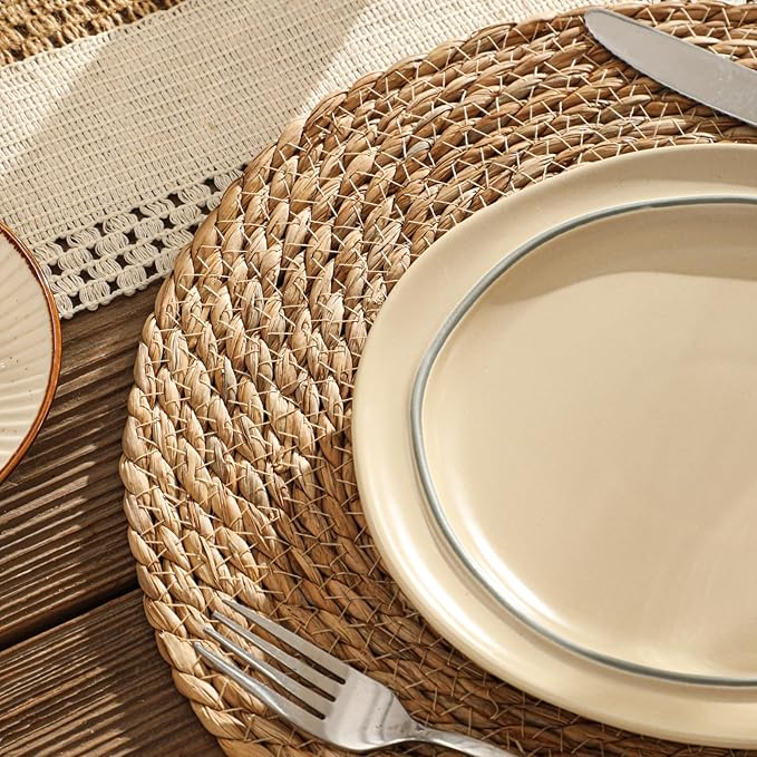 Round Woven Placemats Set of 8, 13.5'' Boho Rattan Chargers for Dinner Plates, Rustic Wicker Place Mats, Straw Braided Table Placemats, for Dining Table Decor, Wedding, Farmhouse and Home Decor