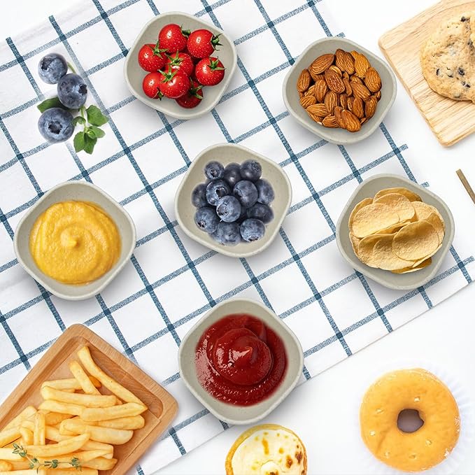 20 Pack Small Bowls, 4.5 OZ Wheat Straw Soy Sauce Dishes, Unbreakable Dessert Bowls,Dipping Sauce Cups, Mini Prep Bowls,Snacks, Sauce Ketchup, BBQ (Beige)