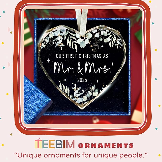 First Christmas Married Ornament 2025 - Wedding Gifts - Mr and Mrs Gifts - Wedding Gift for Couples 2025, Bride, Future Mr and Mrs - Bridal Shower Gift for Married Newlywed - Glass Ornament