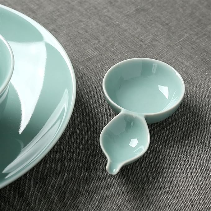 Sauce Dish Gourd Shaped Multipurpose Ceramic Sauce Dish Seasoning Dishes Sushi Dipping Bowl Appetizer Plates Serving Dish Saucers Bowl (2 Compartment) Dipping Bowls