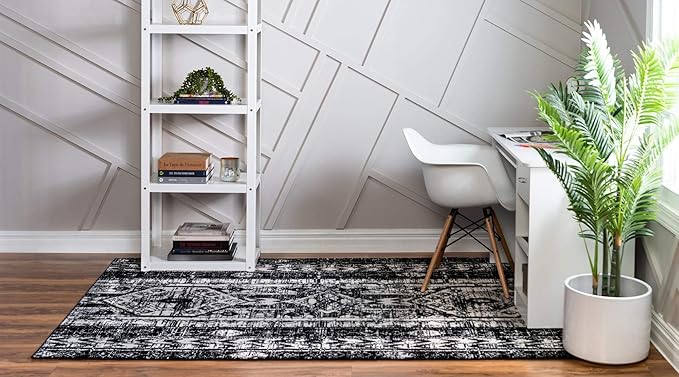 Rugs.com Oregon Collection Rug – 8' x 10' Black and White Low-Pile Rug Perfect for Living Rooms, Large Dining Rooms, Open Floorplans