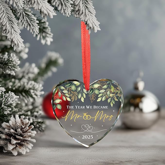 Wedding Gifts for Couples 2025 - Mr and Mrs Gifts - Bridal Shower Gift, Wedding Ideas for Newly Wed, Bride, Future Mr Mrs - Just Married Glass Ornament 2025, 1st Married Couple Christmas