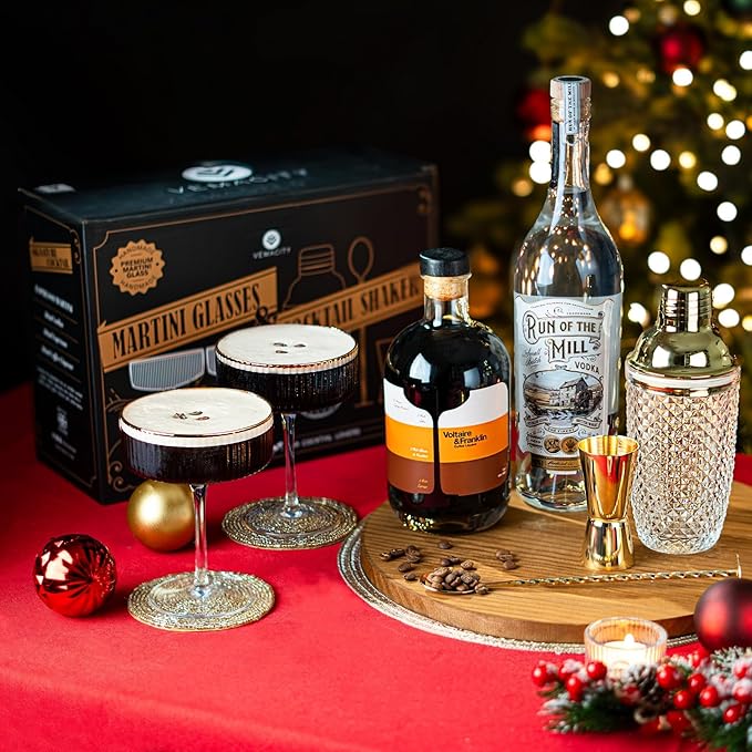 VEMACITY - Luxury Gold Cocktail Shaker Set - 15oz Glass Shaker with Strainer + 2 Gold-Rim Ribbed Martini Glasses (10oz) & Bar Tools | Espresso Martini Glasses | Ideal for Christmas & New Years