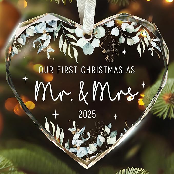 First Christmas Married Ornament 2025 - Wedding Gifts - Mr and Mrs Gifts - Wedding Gift for Couples 2025, Bride, Future Mr and Mrs - Bridal Shower Gift for Married Newlywed - Glass Ornament