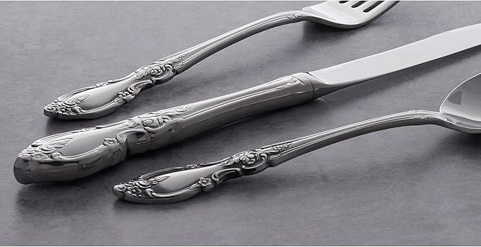 Oneida Silverware Set For 4, Louisiana 20-Piece Fine Flatware Set, Service For 4, 18/8 Stainless Steel, Silver, Mirror Finish, Knives Spoons and Forks, Dishwasher Safe, Tableware (Silver, 20 Pieces)