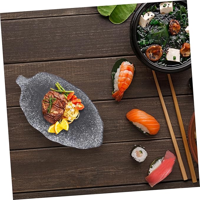 DECHOUS 2pcs Japanese Style Ceramic Snack Plates Vintage Design Unique Sauce and Appetizer Dishes for Home Dining and Entertaining