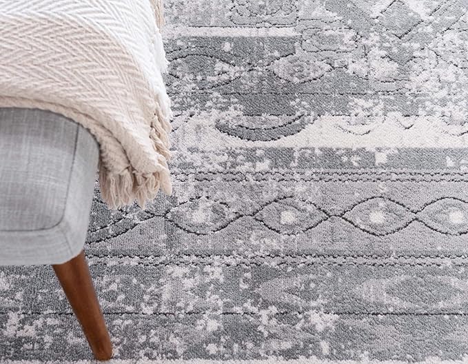 Rugs.com Oregon Collection Rug – 4 Ft Square Gray Low-Pile Rug Perfect for Living Rooms, Kitchens, Entryways