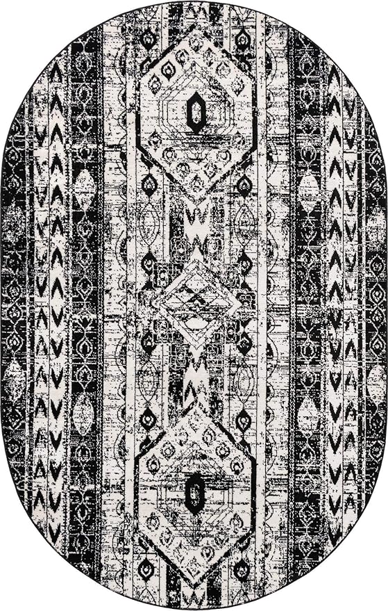 Rugs.com Oregon Collection Rug – 5' x 8' Oval Black and White Low-Pile Rug Perfect for Living Rooms, Large Dining Rooms, Open Floorplans