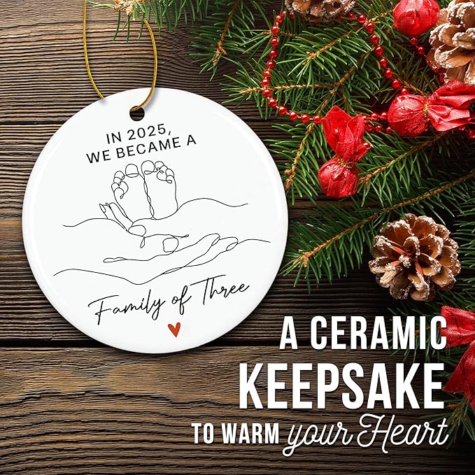 ZAGKOO Family of 3 Christmas Ornaments 2025 - Baby's First Christmas Ornament 2025 for New Mom and Dad - Family Ornament for First Time Parents, Baby Boy or Girl Keepsake - Ceramic Xmas Tree Decor