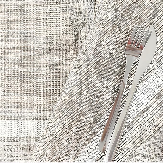 Plastic Woven Place Mats,Non-Slip,Set of 6,Waterproof Wipeable Dining Table Mats for Kitchen Table Indoor/Outdoor,White