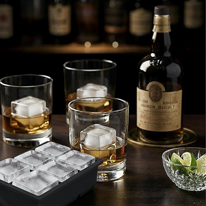 2 Pack Large Square Ice Cube Mold, Silicone Big Ice Cube Trays with Lids, BPA-Free Easy Release Stackable Ice Cube Trays for Freezer, Old Fashioned Ice Cube Maker Molds for Whiskey/Cocktails/Drinks