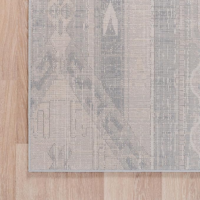Rugs.com Oregon Collection Rug – 3x5 Navy Blue Low-Pile Rug Perfect for Entryways, Kitchens, Breakfast Nooks, Accent Pieces
