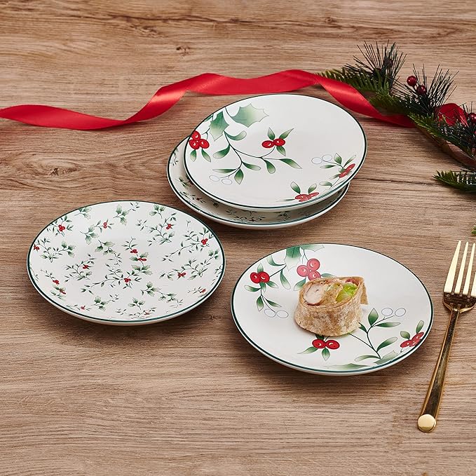 Pfaltzgraff Winterberry Holiday Set of 4 Assorted Appetizer Plates, 6 Inch, Multicolored